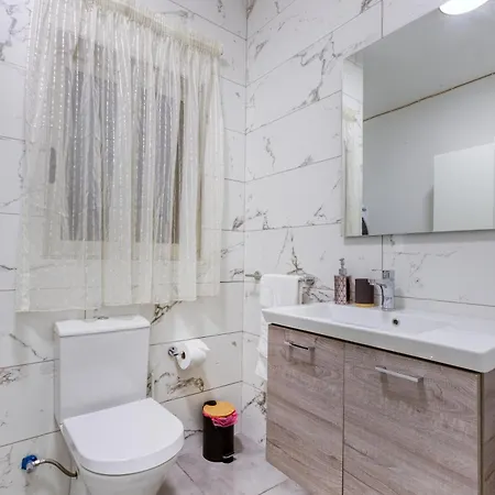 One Of A Kind, 1br Seafront In St Julians By 360 Estates * San Ġiljan