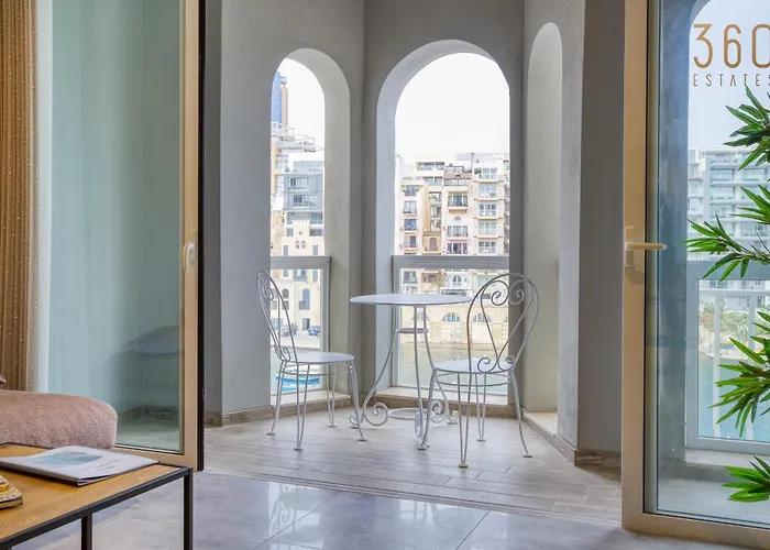 아파트 One Of A Kind, 1br Seafront In St Julians By 360 Estates Saint Julian's