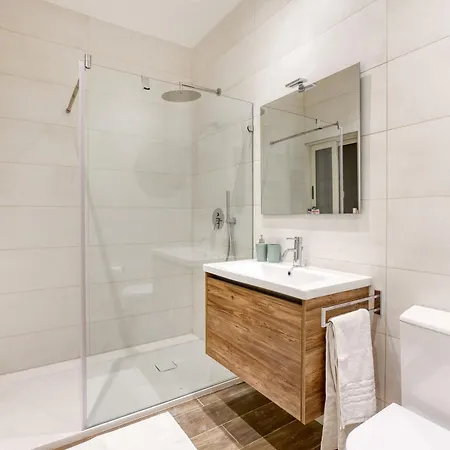 One Of A Kind, 1br Seafront In St Julians By 360 Estates * San Ġiljan
